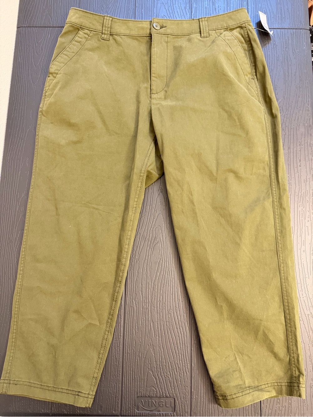 Old Navy Olive Straight-Leg Women's Chino Pants